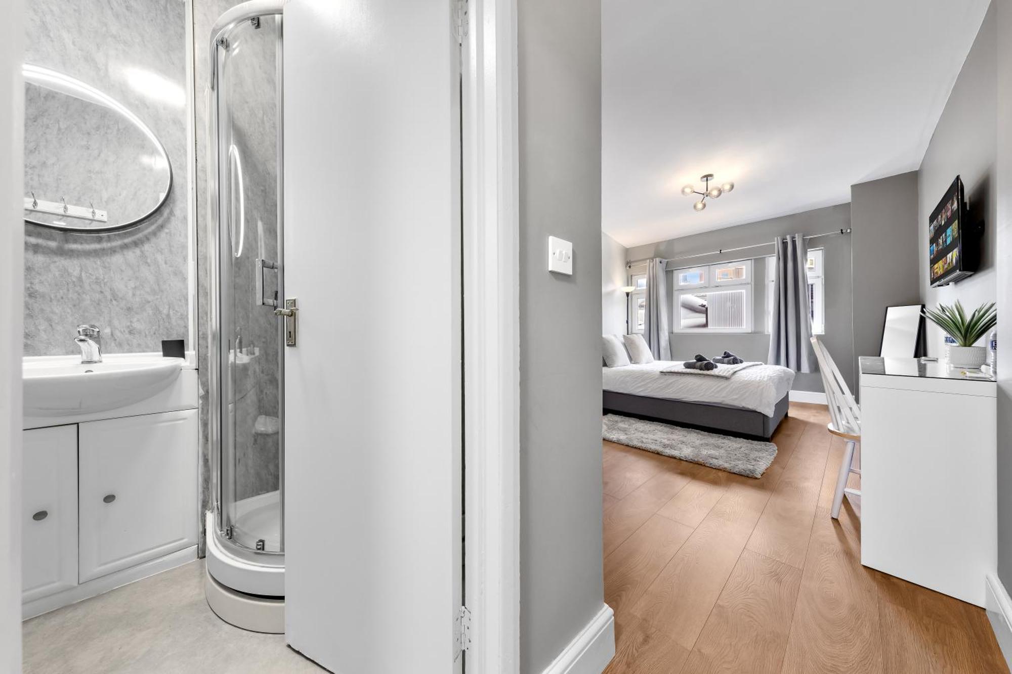 Bridge Apartment